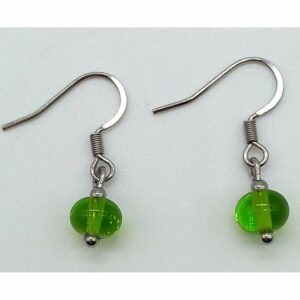 Boucle d'oreilles aux perles de verre verte