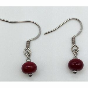 Boucle d'oreilles aux perles de verre bordeaux