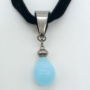 Collier goutte bleu clair