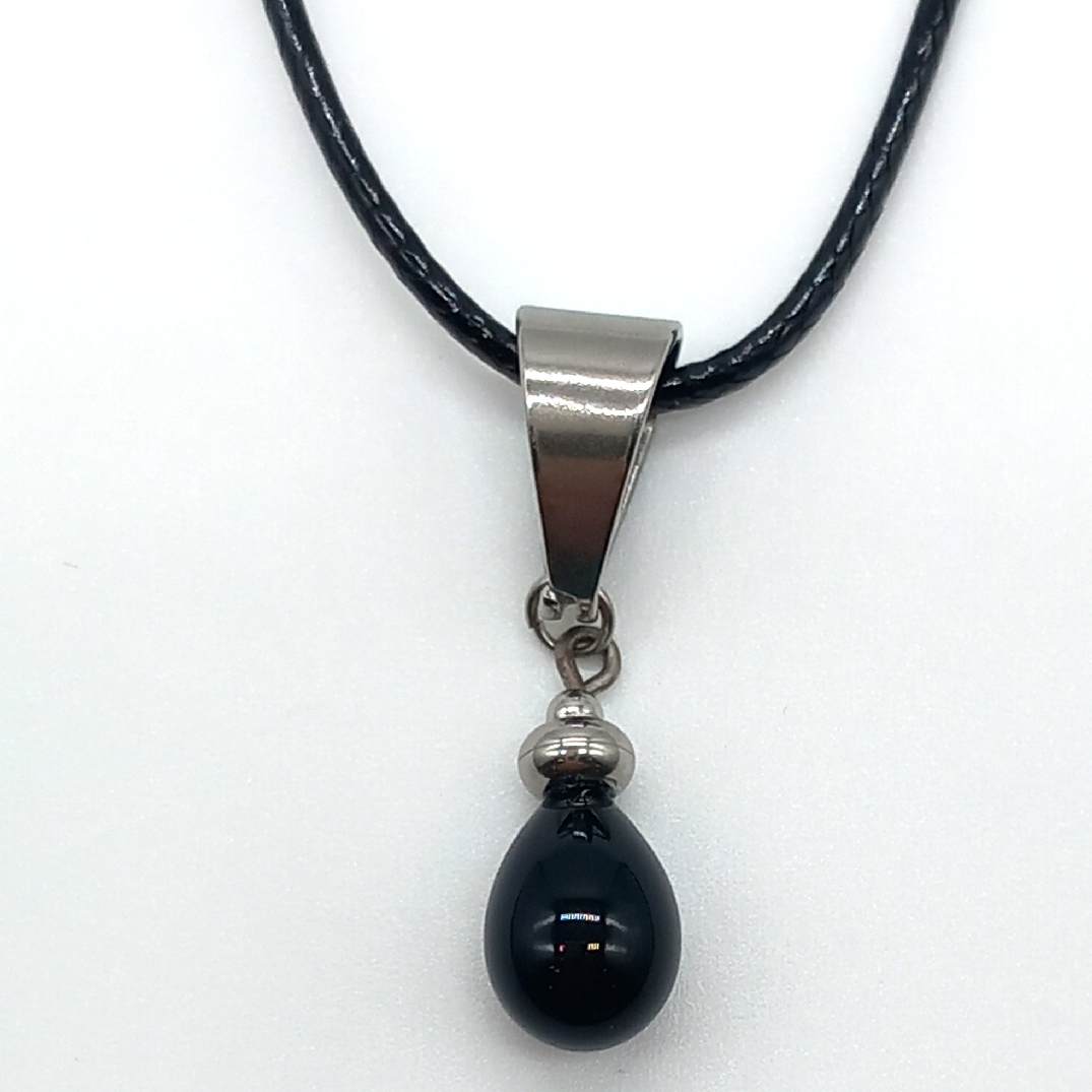 Collier goutte noire