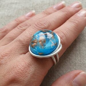 Bague "effluves" en verre bleu turquoise